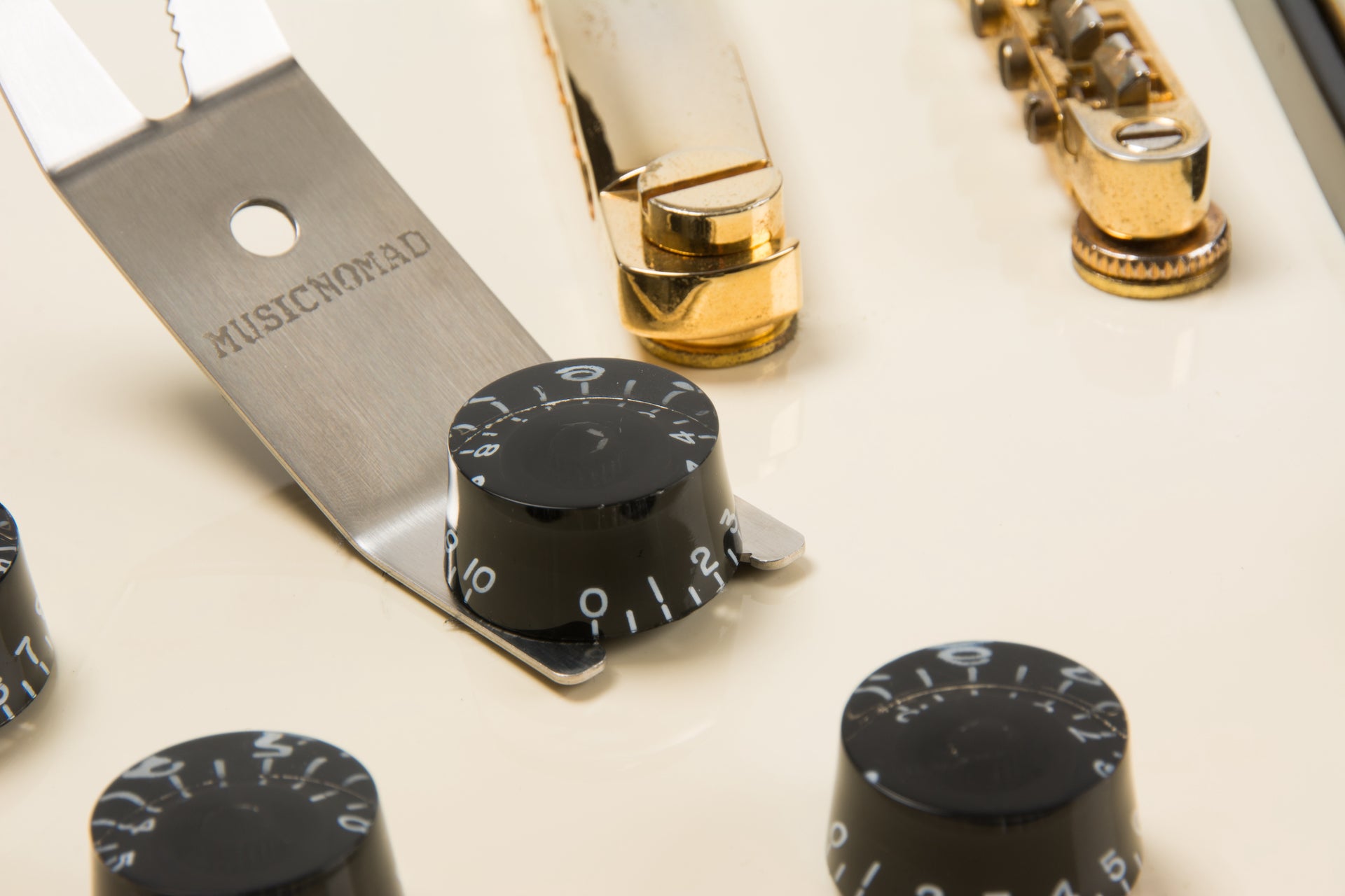 Music Nomad Premium Spanner Wrench w/ Microfiber Suede Backing MN224 - HIENDGUITAR musicnomad musicnomad