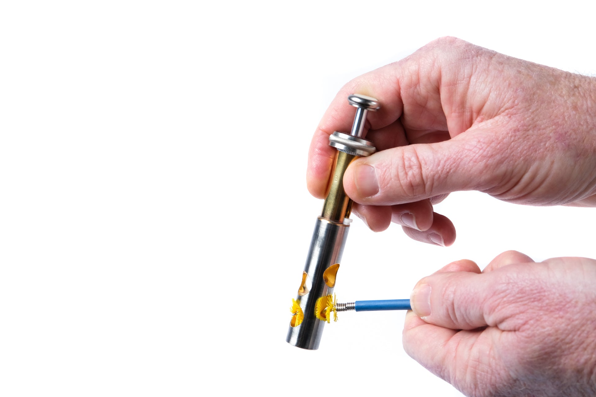 Music Nomad Premium Trumpet Snake Brush - Vinyl Free MN761 - HIENDGUITAR musicnomad musicnomad