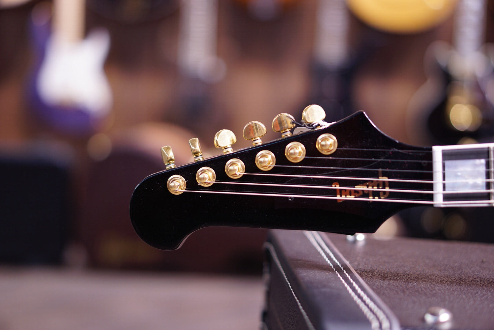 Gibson Custom firebird ebony - HIENDGUITAR GIBSON GUITAR