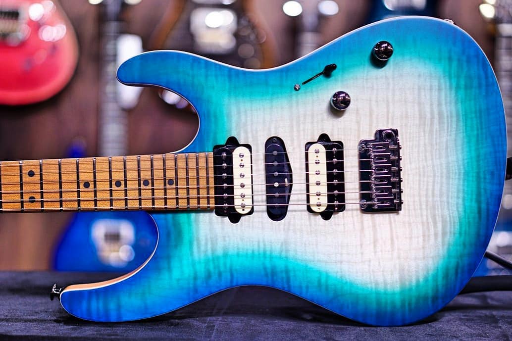 SUHR MODERN SATIN FLAME Satin...