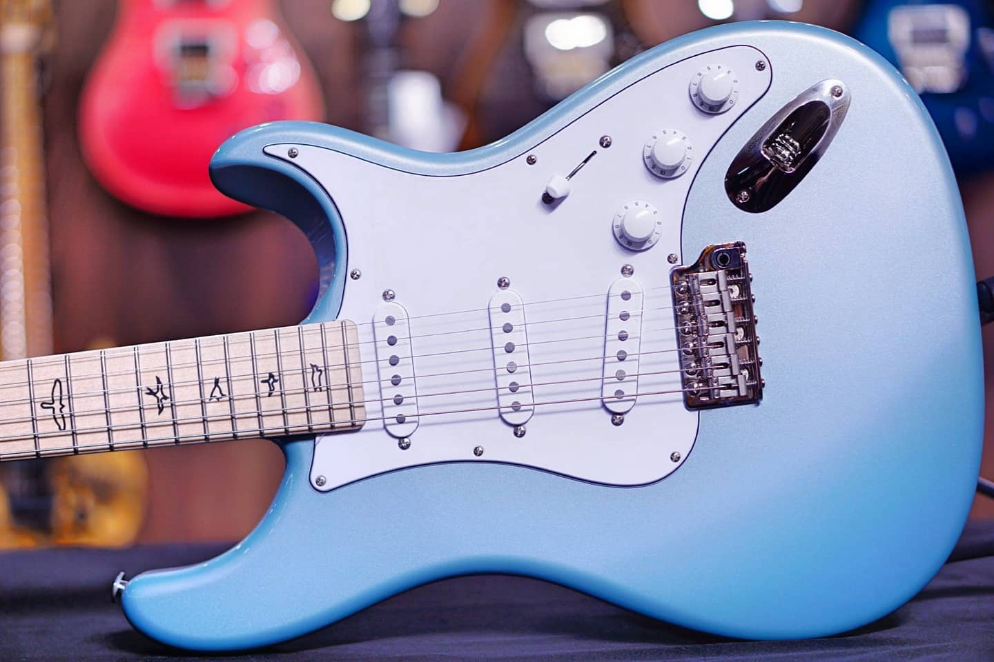 PRS John Mayer Silver Sky...