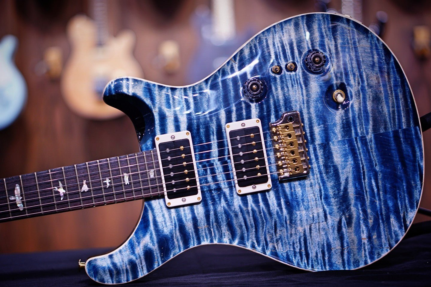 New Arrival<br />
PRS Custom 24...