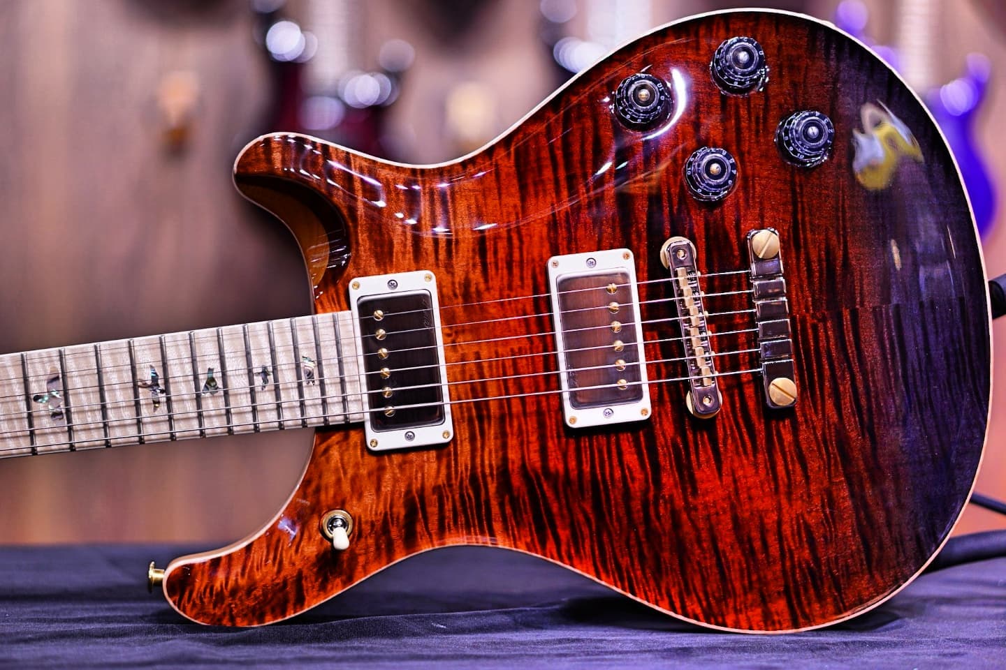 🔥NEW ARRIVAL🔥<br />
PRS 594 wood...