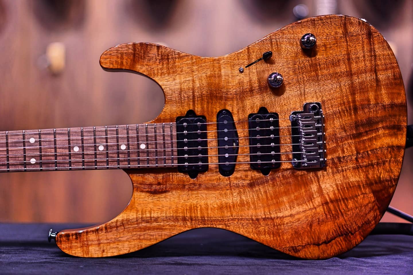 🔥NEW ARRIVAL🔥<br />
Suhr Modern custom...