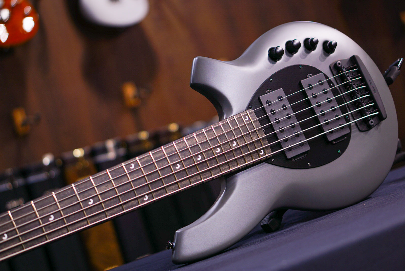 ERNIE BALL MUSIC MAN BONGO BASS 6 HH TITAN GREY K02060