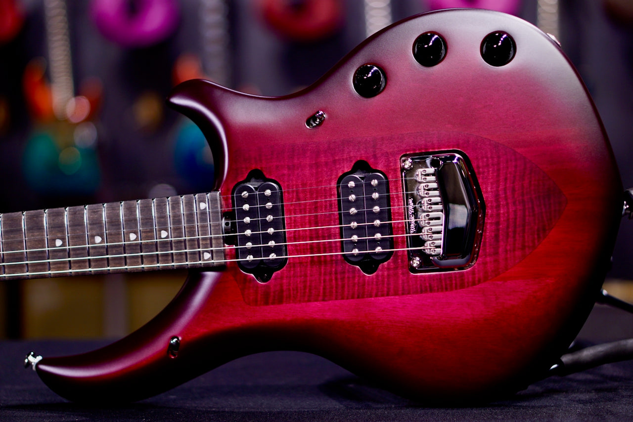 Ernie Ball Music Man Majesty 6 Amaranth Red M019423