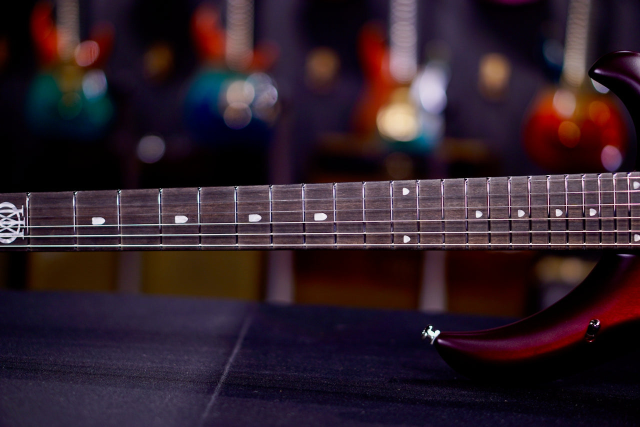 Ernie Ball Music Man Majesty 6 Amaranth Red M019423