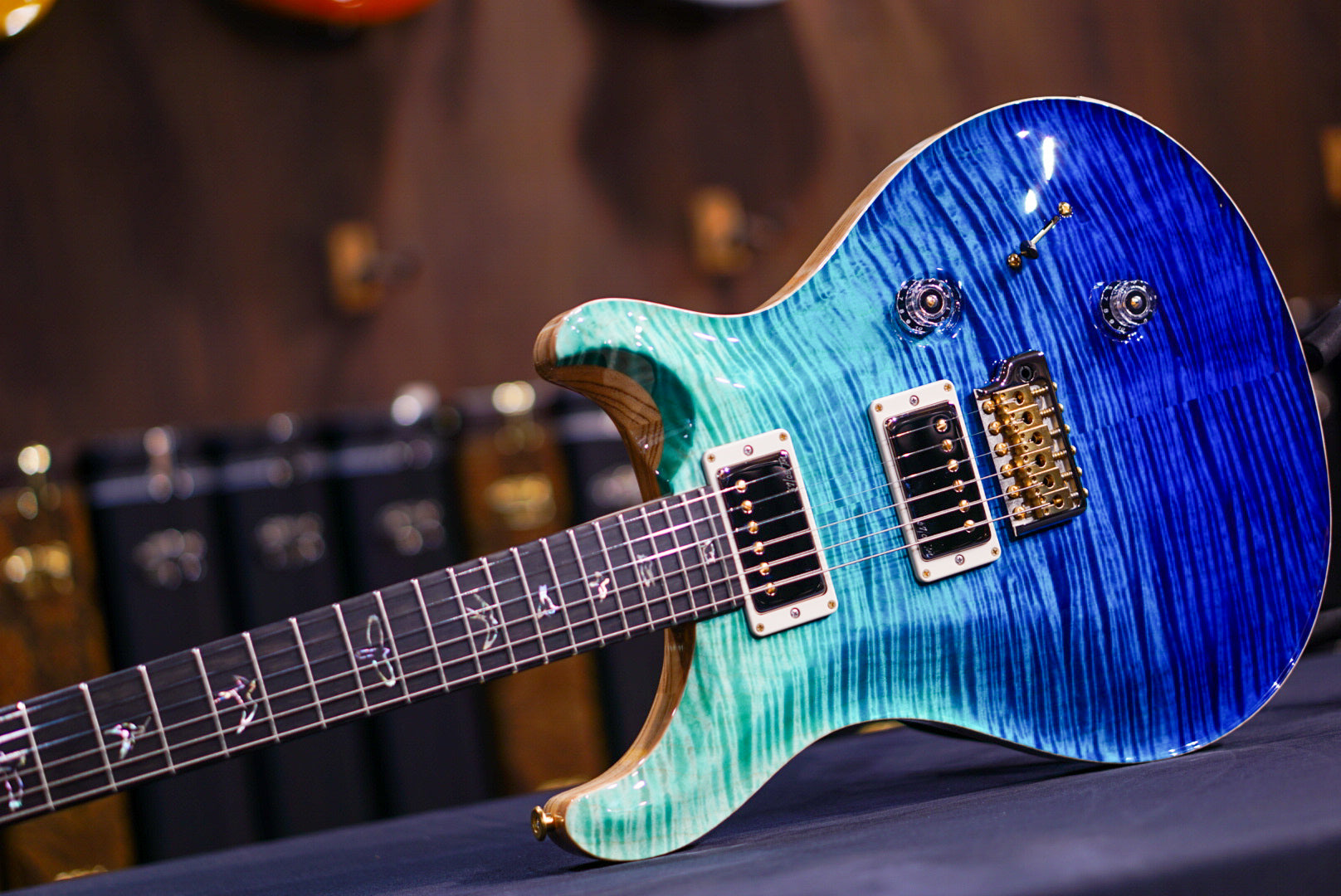 PRS Custom 24 wood library Blue Fade 0395510