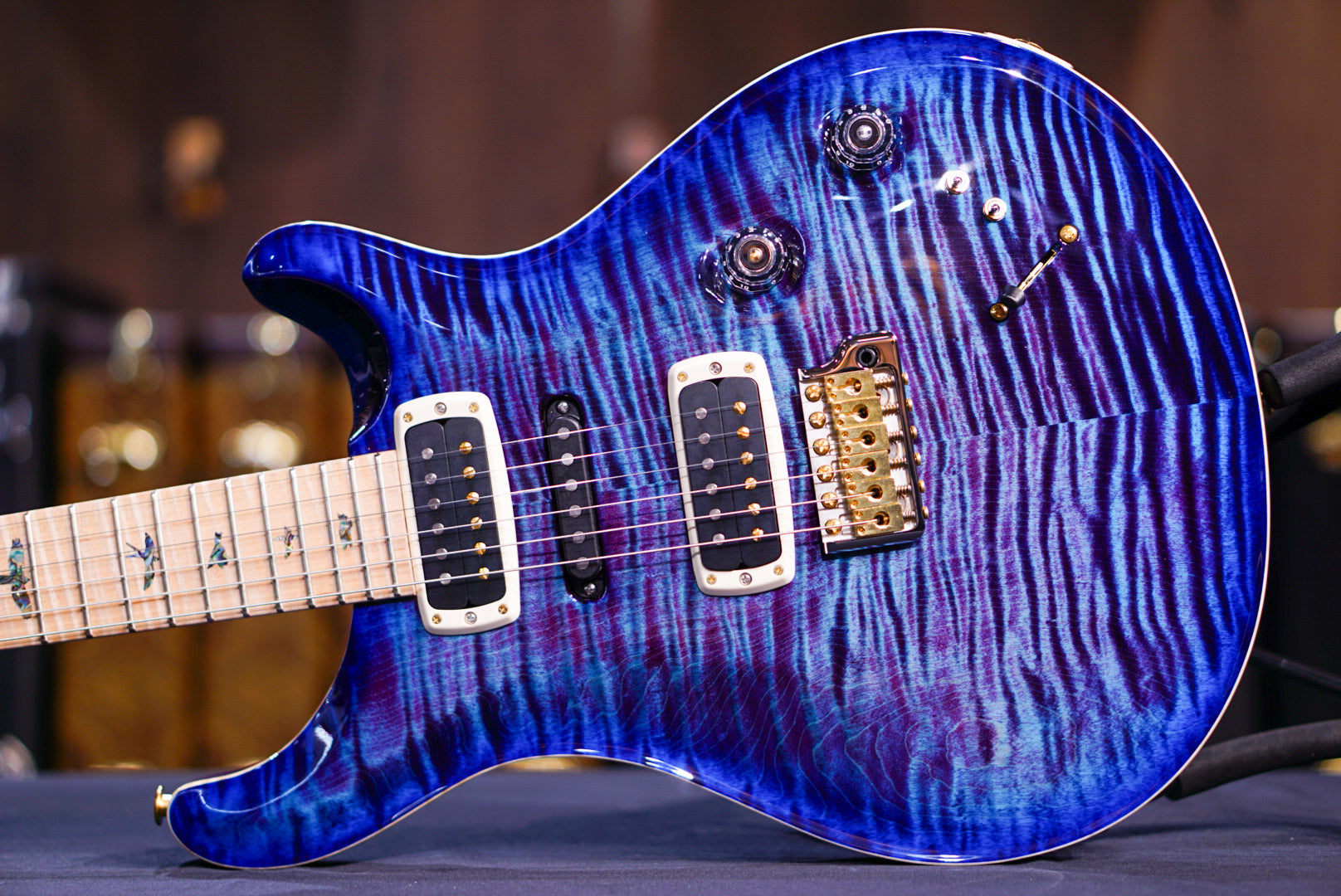 PRS Modern eagle V wood library violet blue burst 0396283