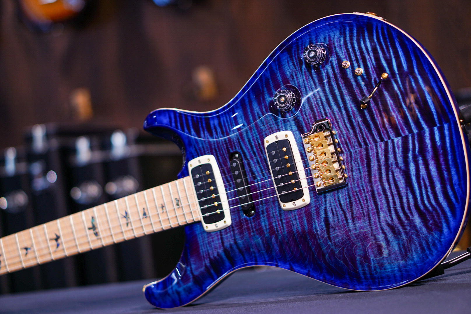 PRS Modern eagle V wood library violet blue burst 0396283