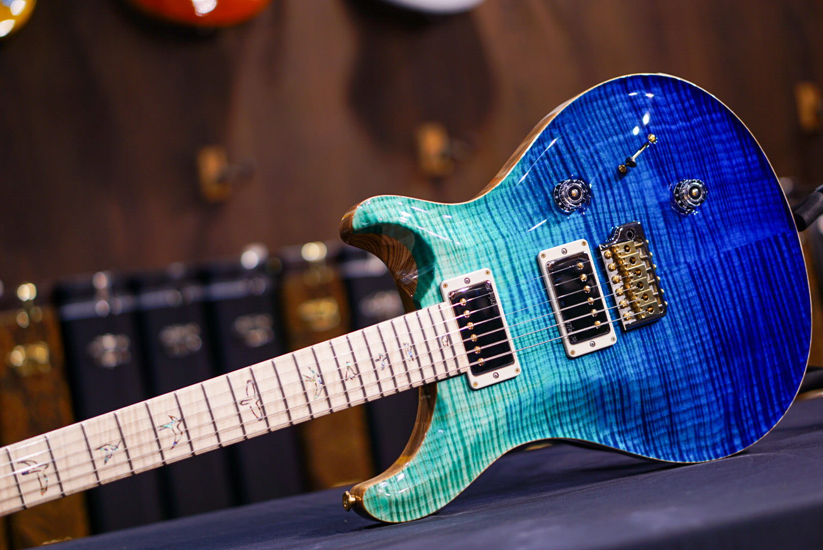 PRS Custom 24 wood library Blue Fade 0396076