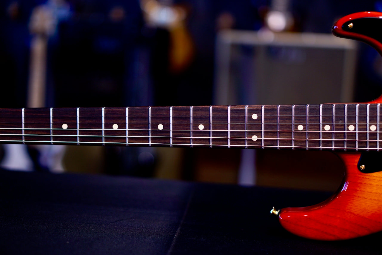 Tom Anderson The Classic Cherry Burst * 02-10-26P *