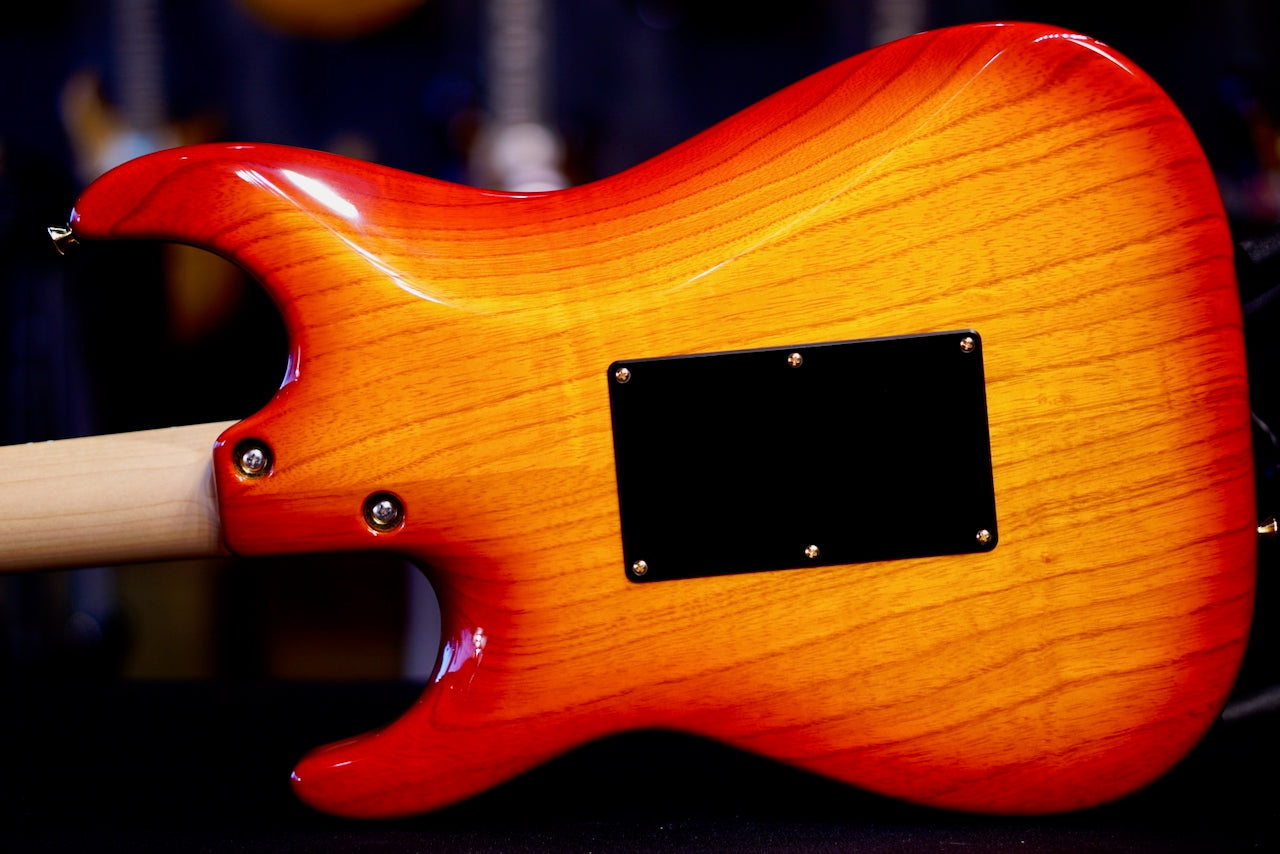 Tom Anderson The Classic Cherry Burst * 02-10-26P *