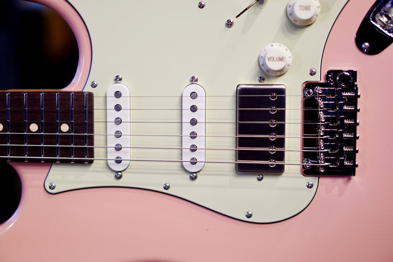 Suhr Mateus Asato Classic S Shell Pink 92511