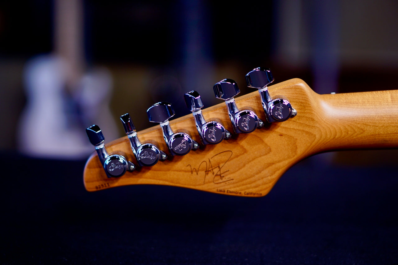 Suhr Mateus Asato Classic S Shell Pink 92511