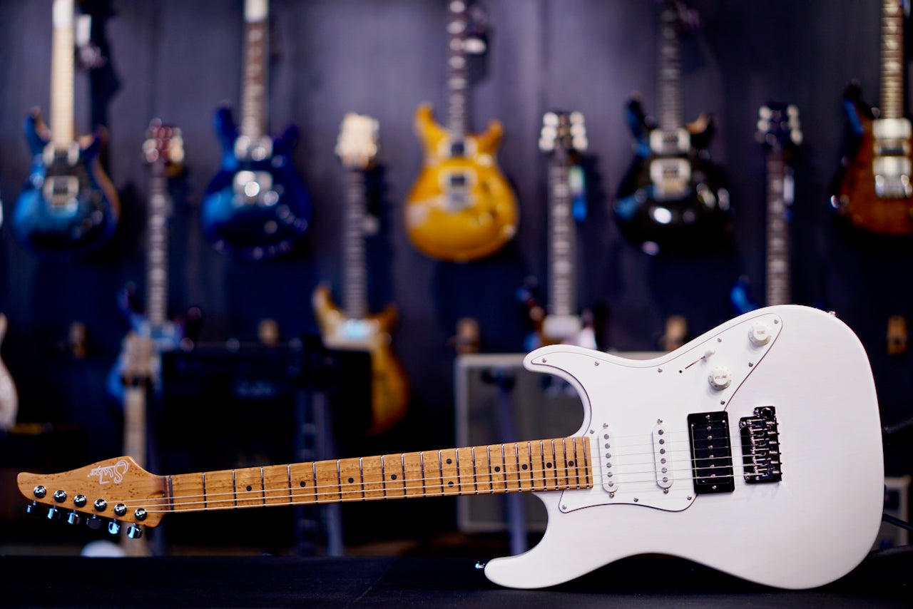 Suhr Pete Thorn Signature Traditional 90 Trans White 90284