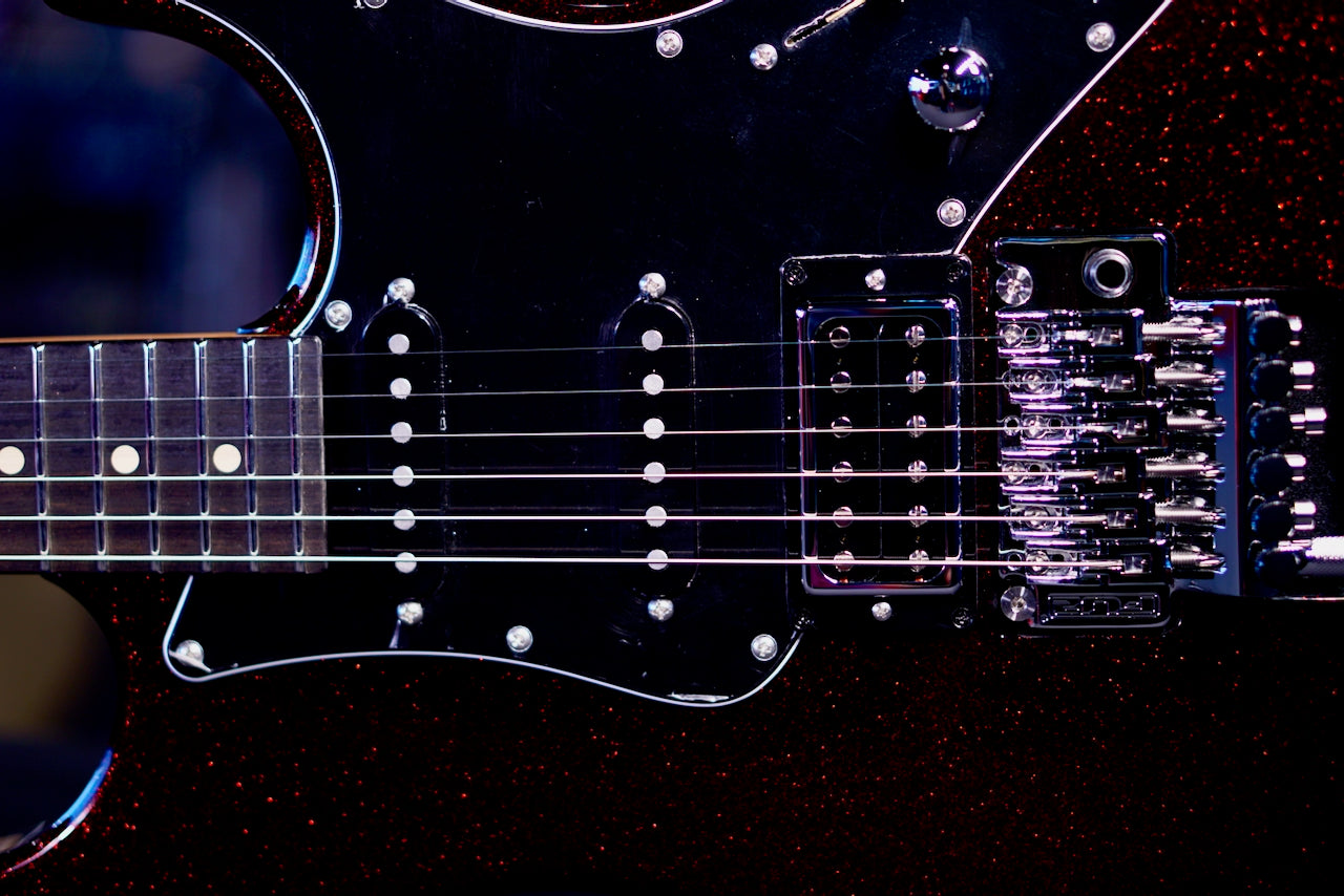 Suhr Pete Thorn Custom HSS Red Sparkle 90282