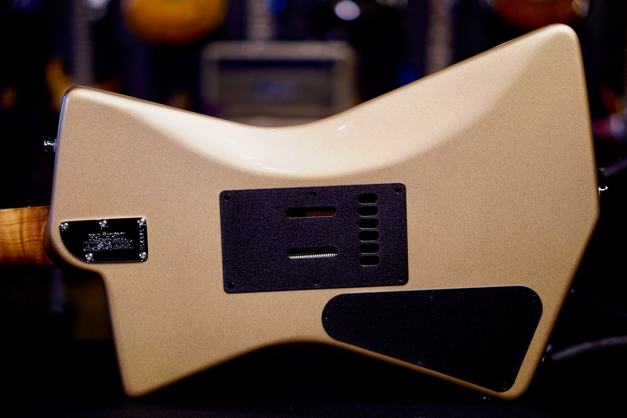 Ernie Ball Music Man St. Vincent Goldie Cashmere H04376