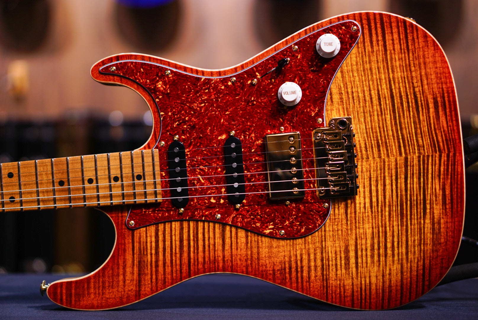 Suhr Standard Custom Copperhead Burst 85762