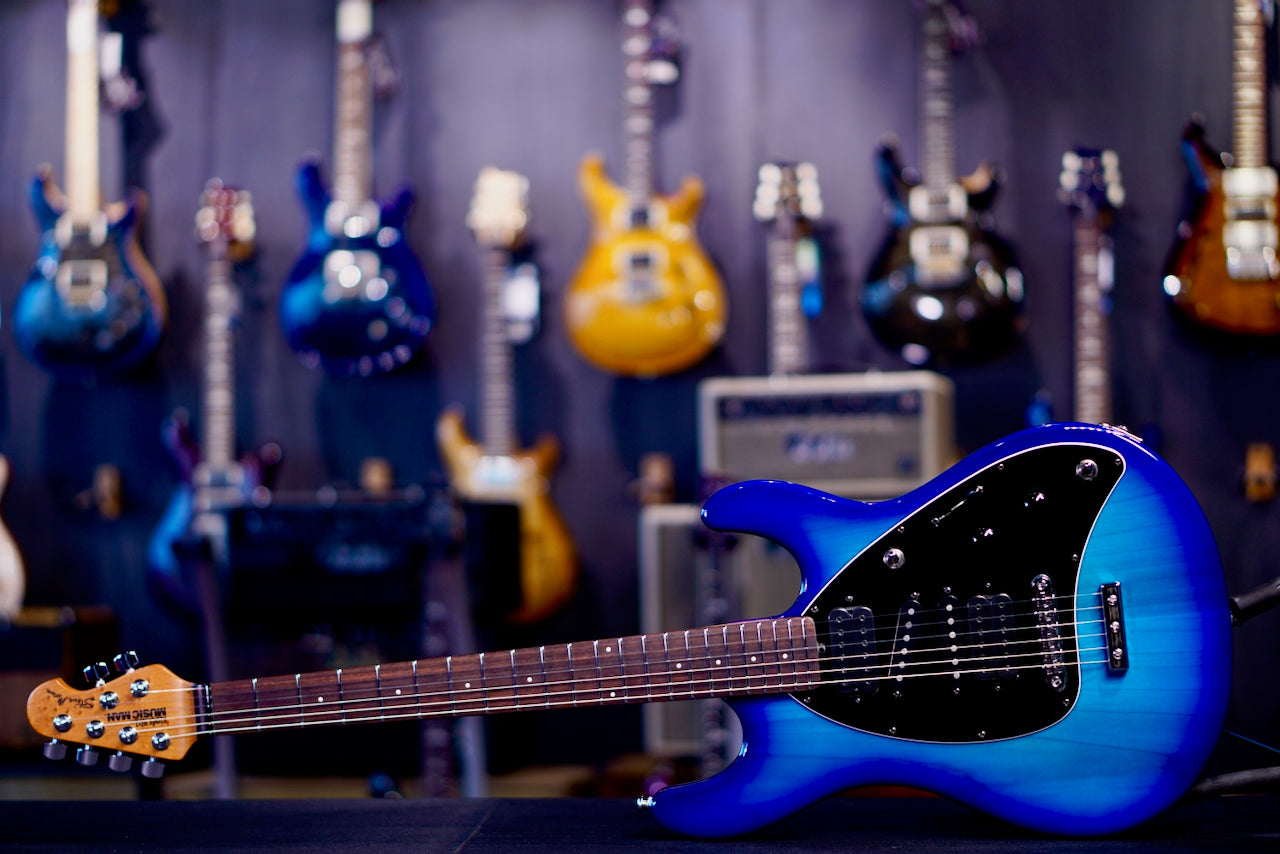 Ernie Ball Music Man Steve Morse Blue Burst H04823