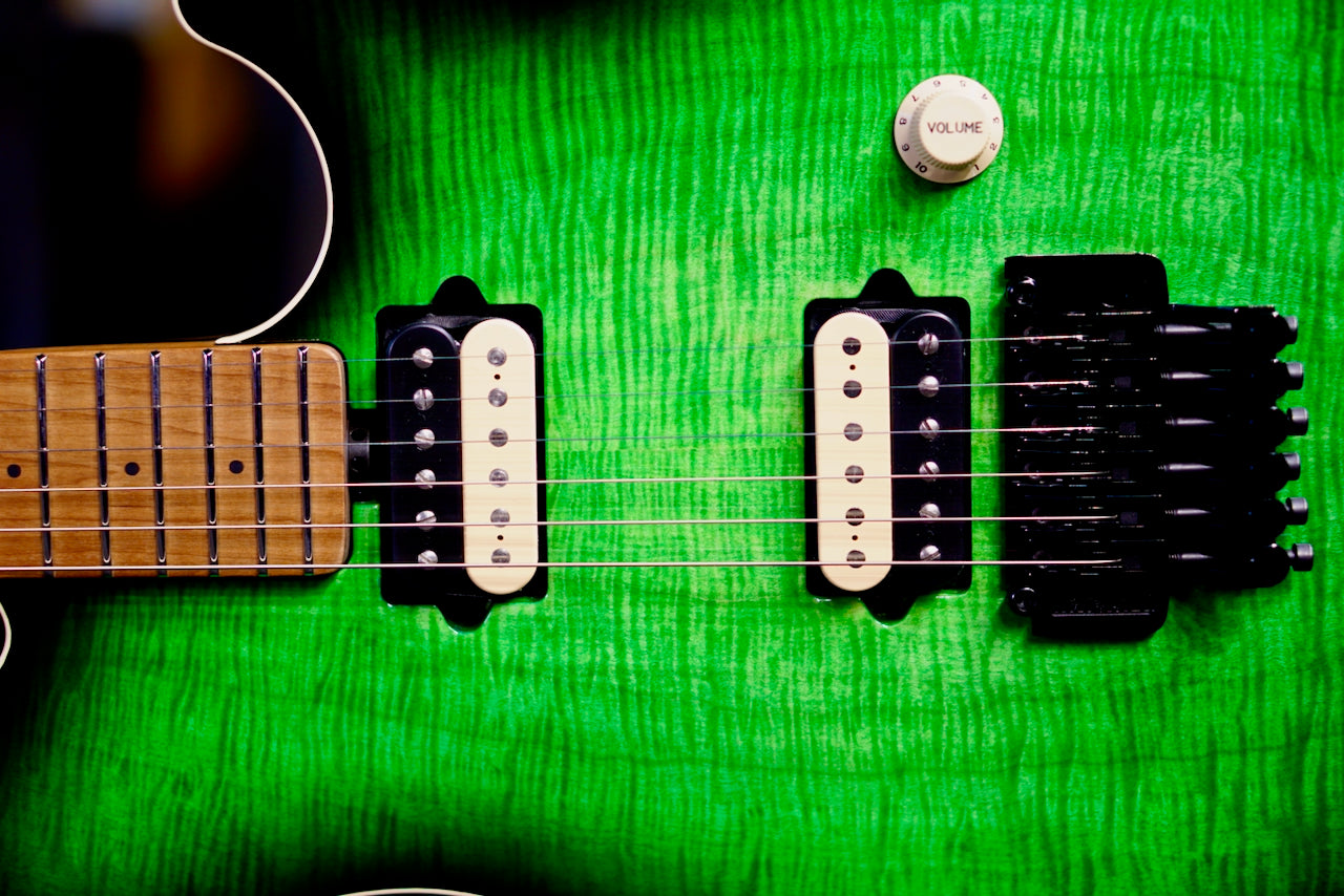 Ernie Ball Musicman Axis matcha Flame H10298