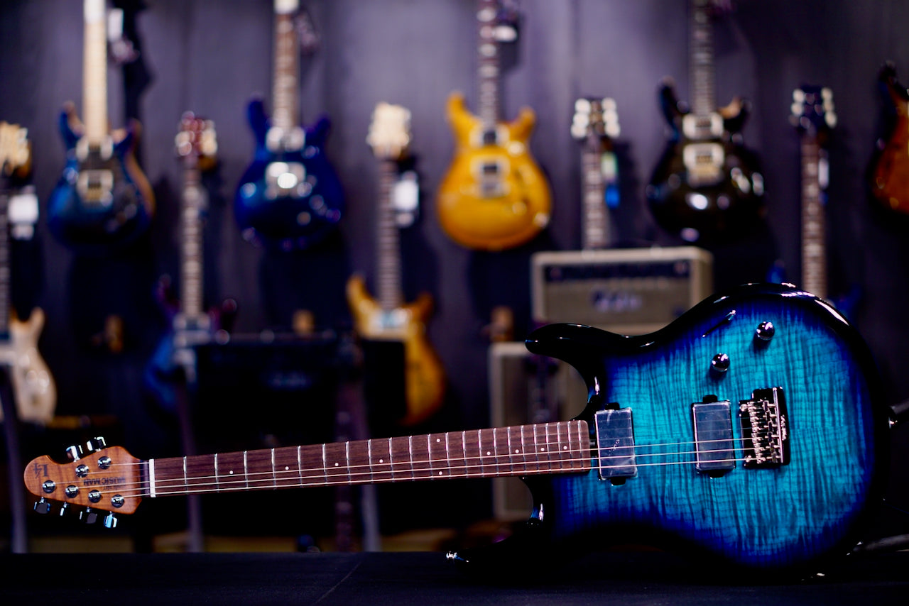 Ernie Ball Music Man Steve Lukather L4 Maple Top Blue Flame H10754