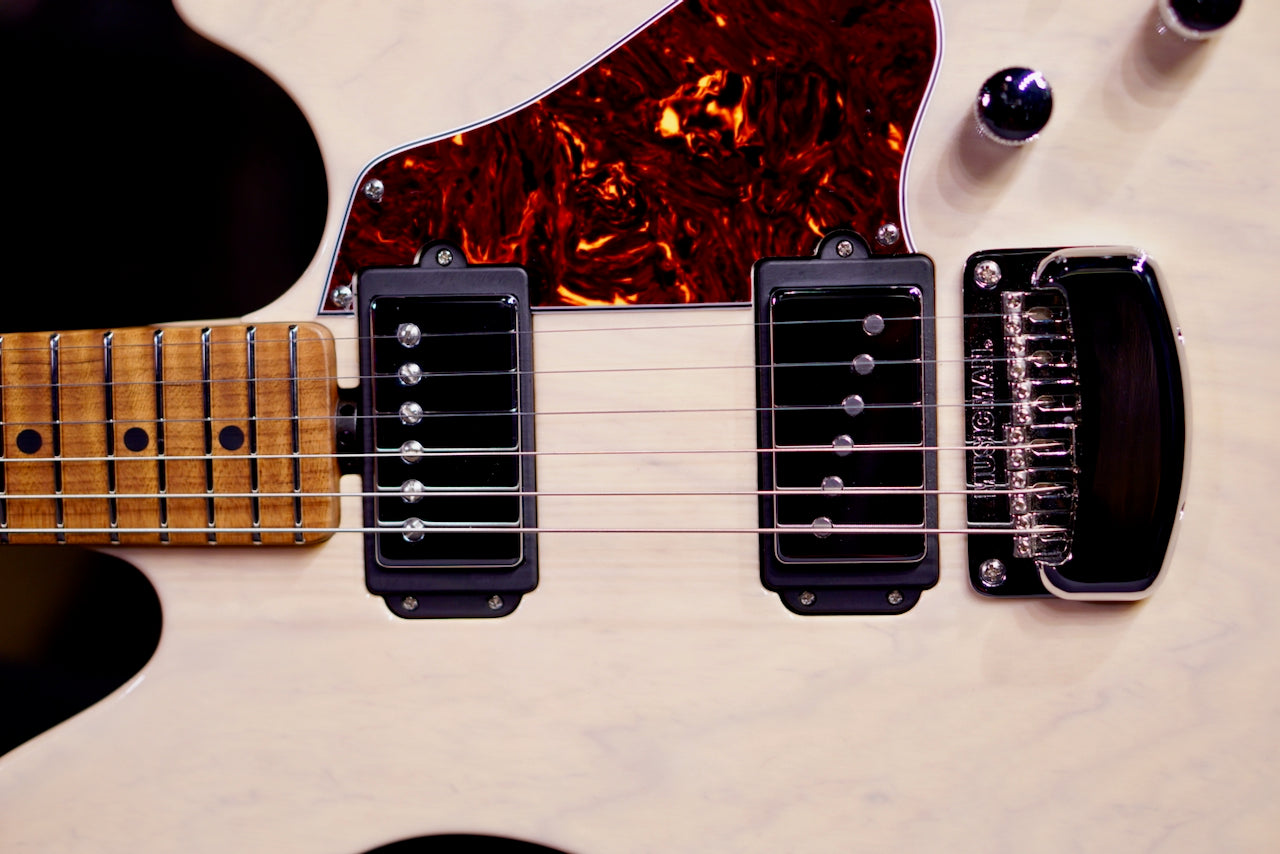 Ernie Ball Music Man Valentine Trans Buttermilk H06786
