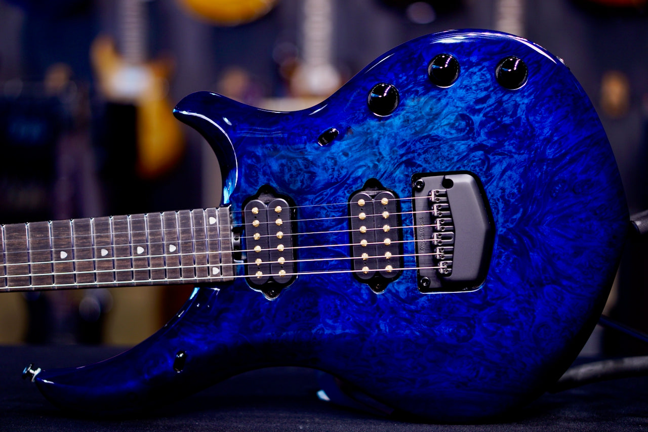 Ernie Ball Music Man Majesty Blue Ink BFR M019396