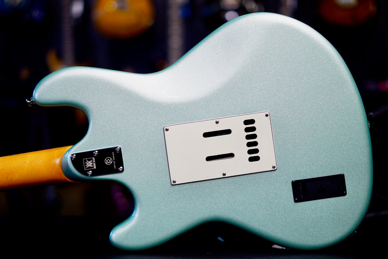 Ernie Ball Music Man Stingray Dustin Kensrue Daiquiri Ice S11954
