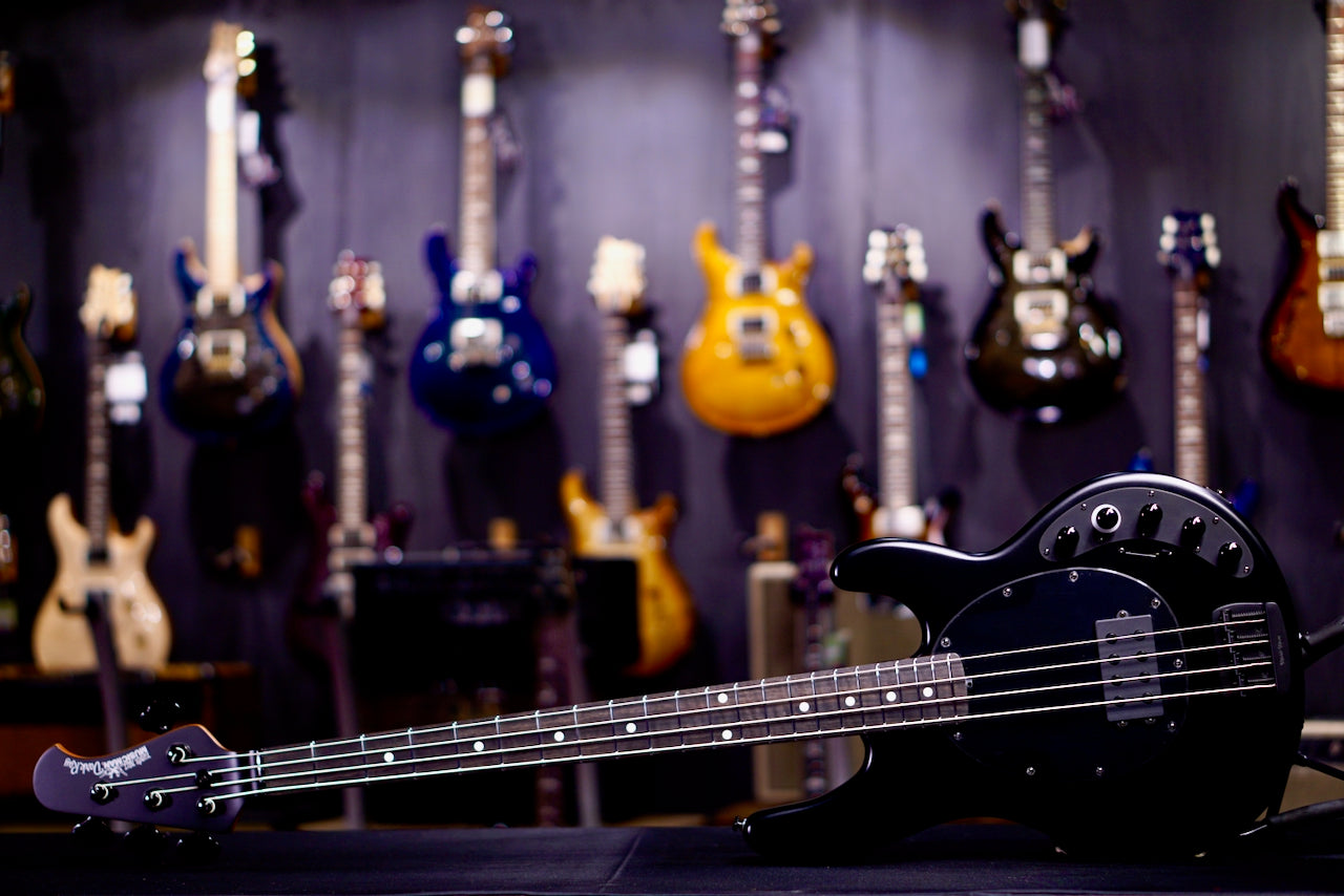 Ernie Ball Music Man DarkRay Stealth Black S13689