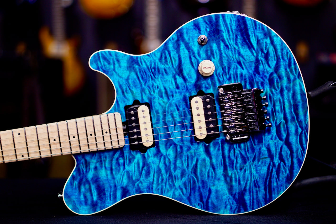 Ernieball Musicman Axis 30th Translucent Blue H04437
