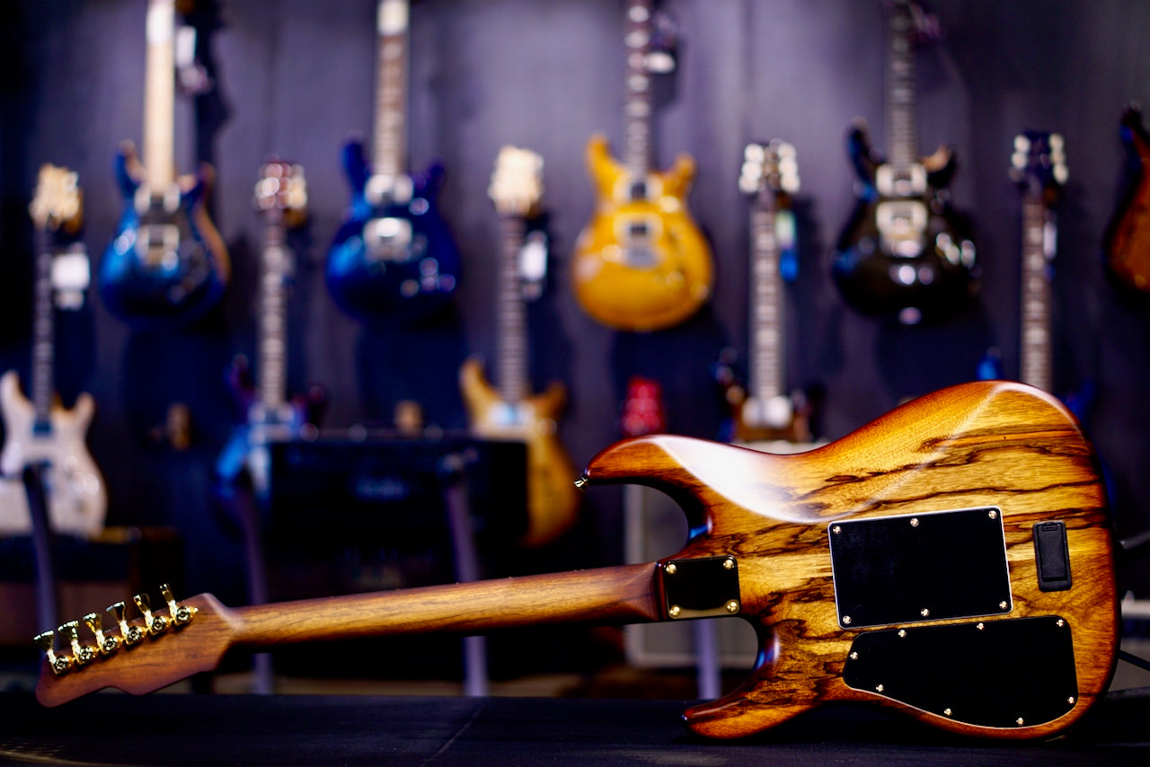 James Tyler Studio Elite HDX Black Limba Brown Burst 26213