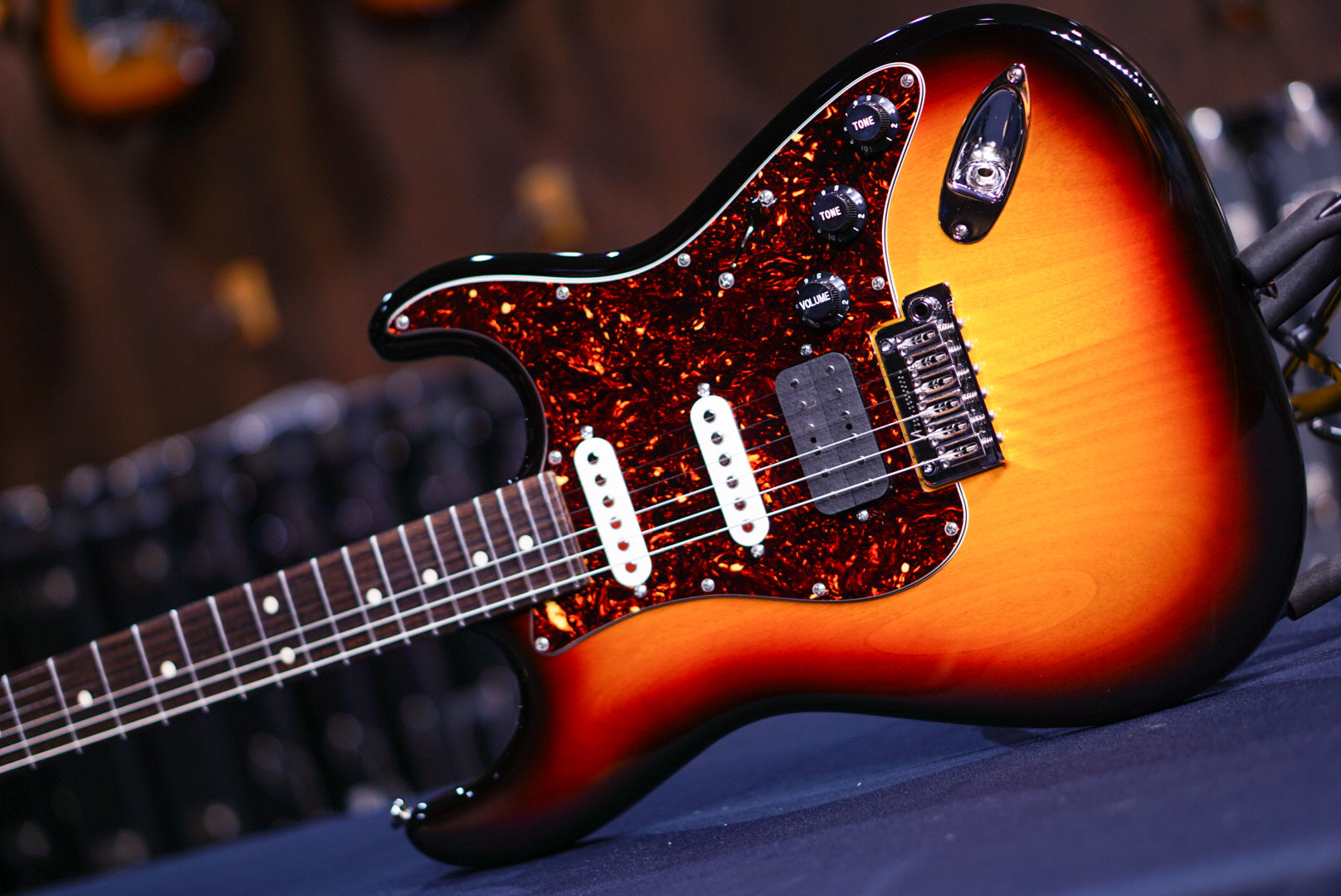 Tom Anderson icon classic 3 color burst 02-08-24P