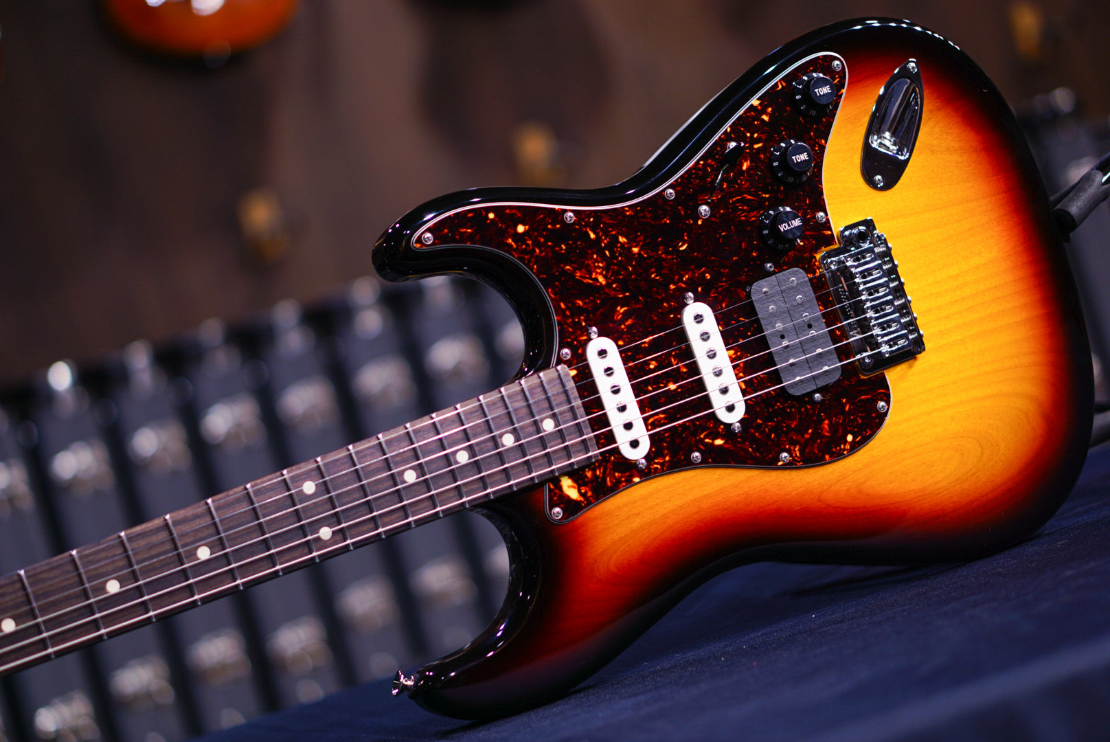 Tom Anderson icon classic 3 color burst 02-08-24P