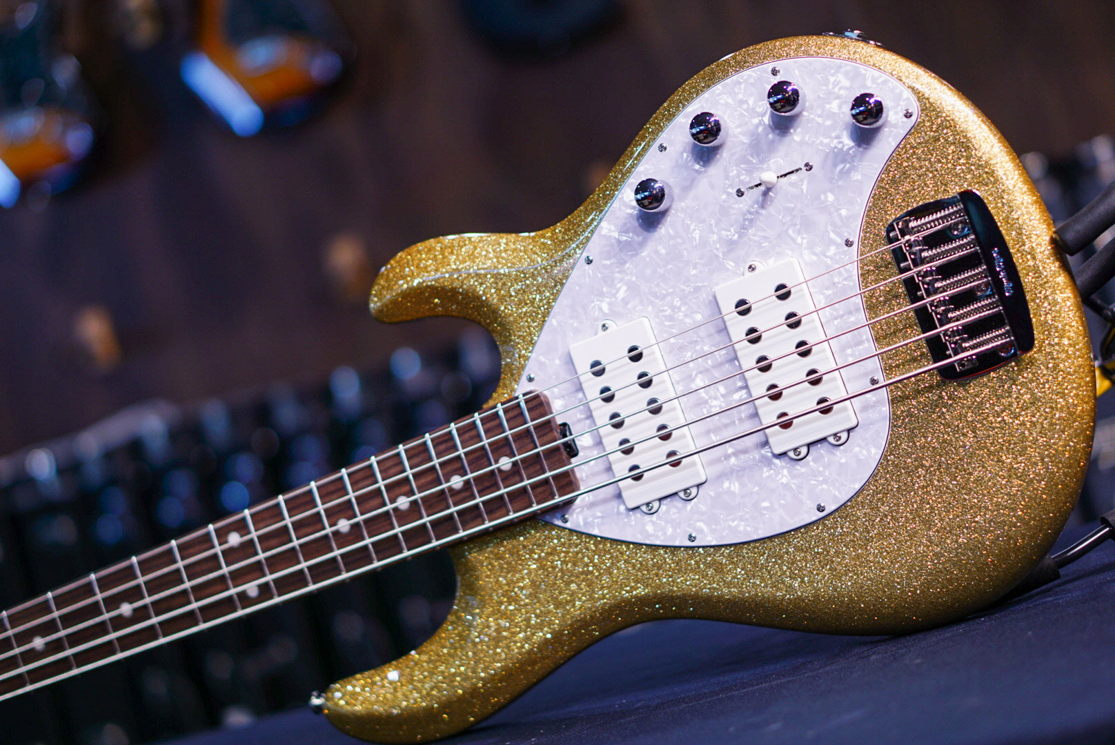 Ernieball Musicman StingRay Special 5 HH Genius Gold K03484