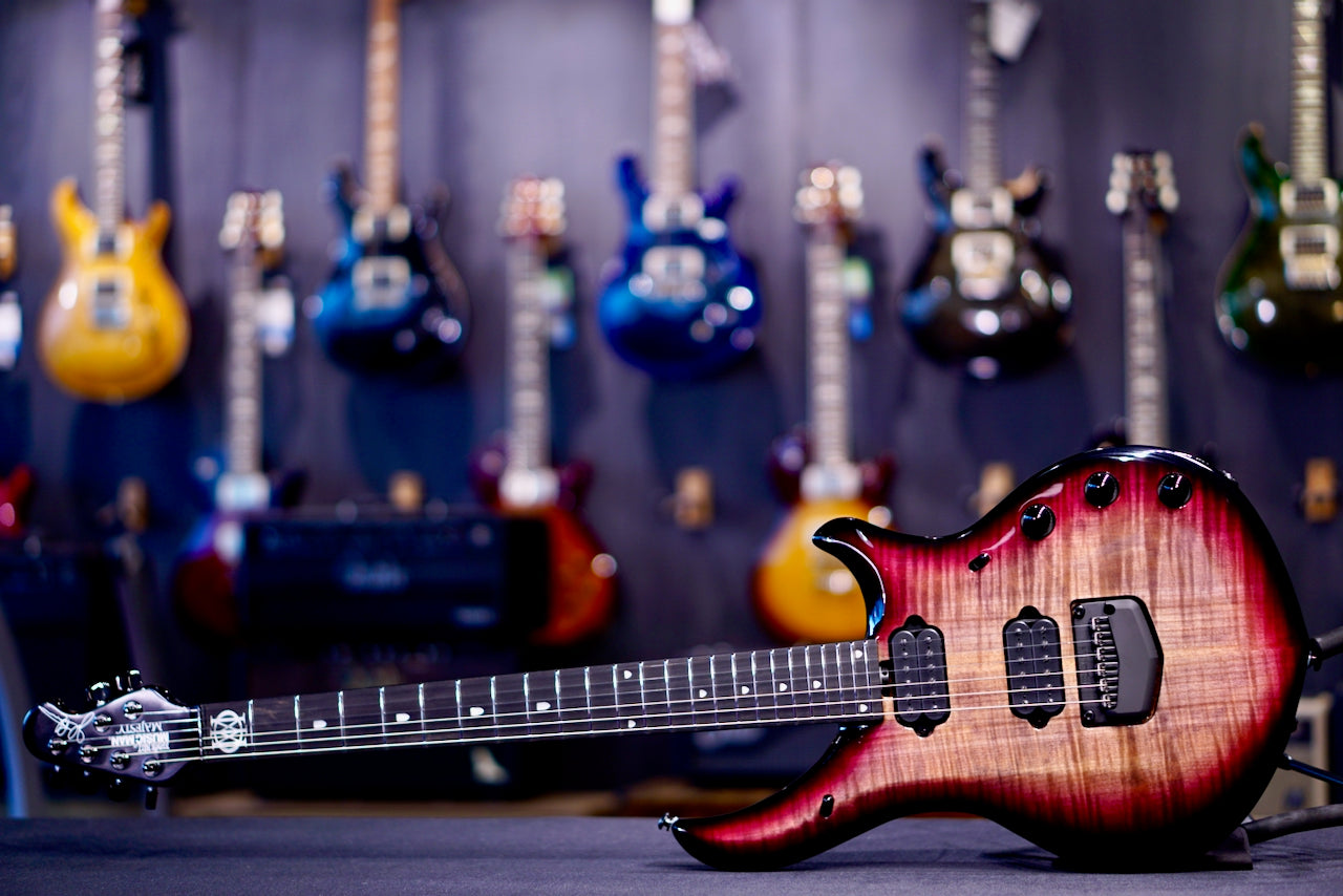 Ernie Ball Music Man Majesty Premium Select - Strawberry Moon M021645