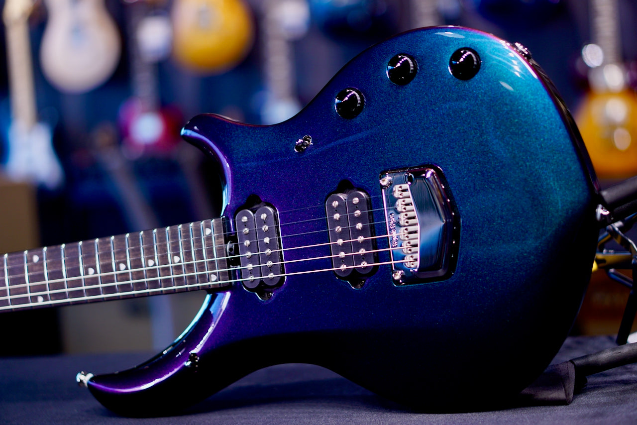 Ernie Ball Music Man Majesty Premium Select - Mystic Dream M021601