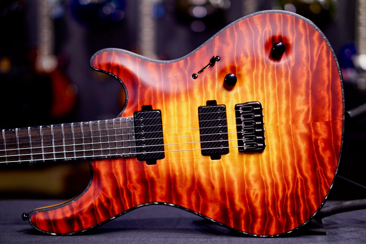 Mayones Regius Core 6 5A Quilt Lava Burst Satine RF2607315