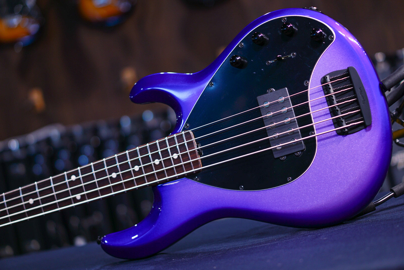 Ernieball Musicman StingRay Special 5 H Grape Crush K00187