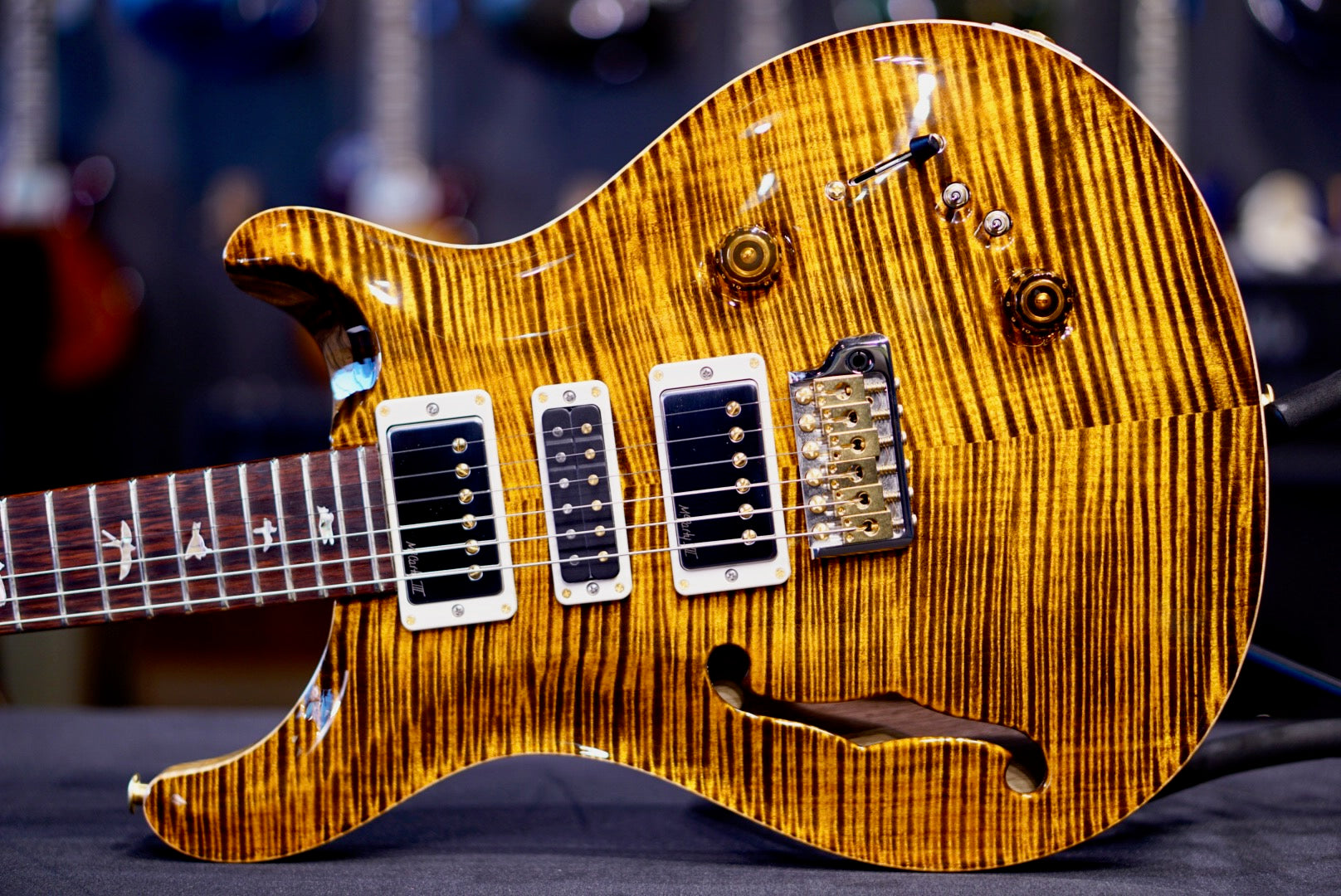 PRS 40th Anniversary Special Semi Hollow Ltd Ed Yellow Tiger 0421316