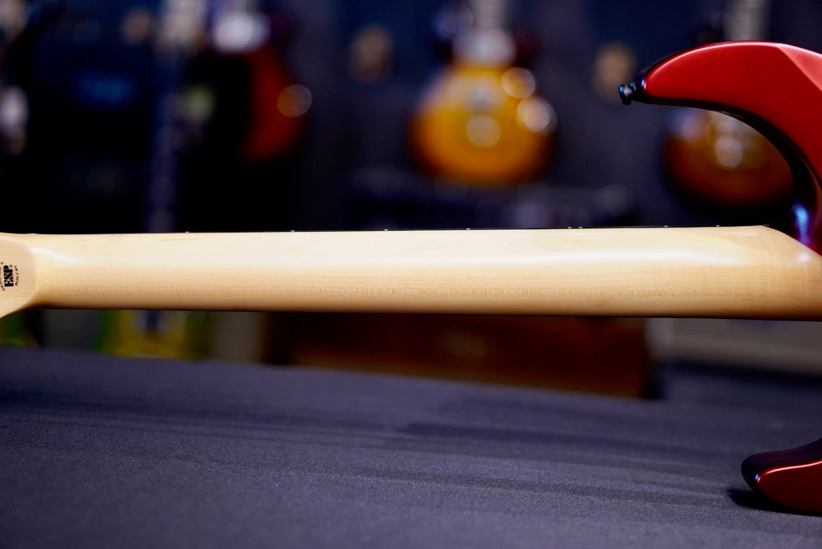 ESP E-II M-I THRU NT DEEP CANDY APPLE RED ES9683253