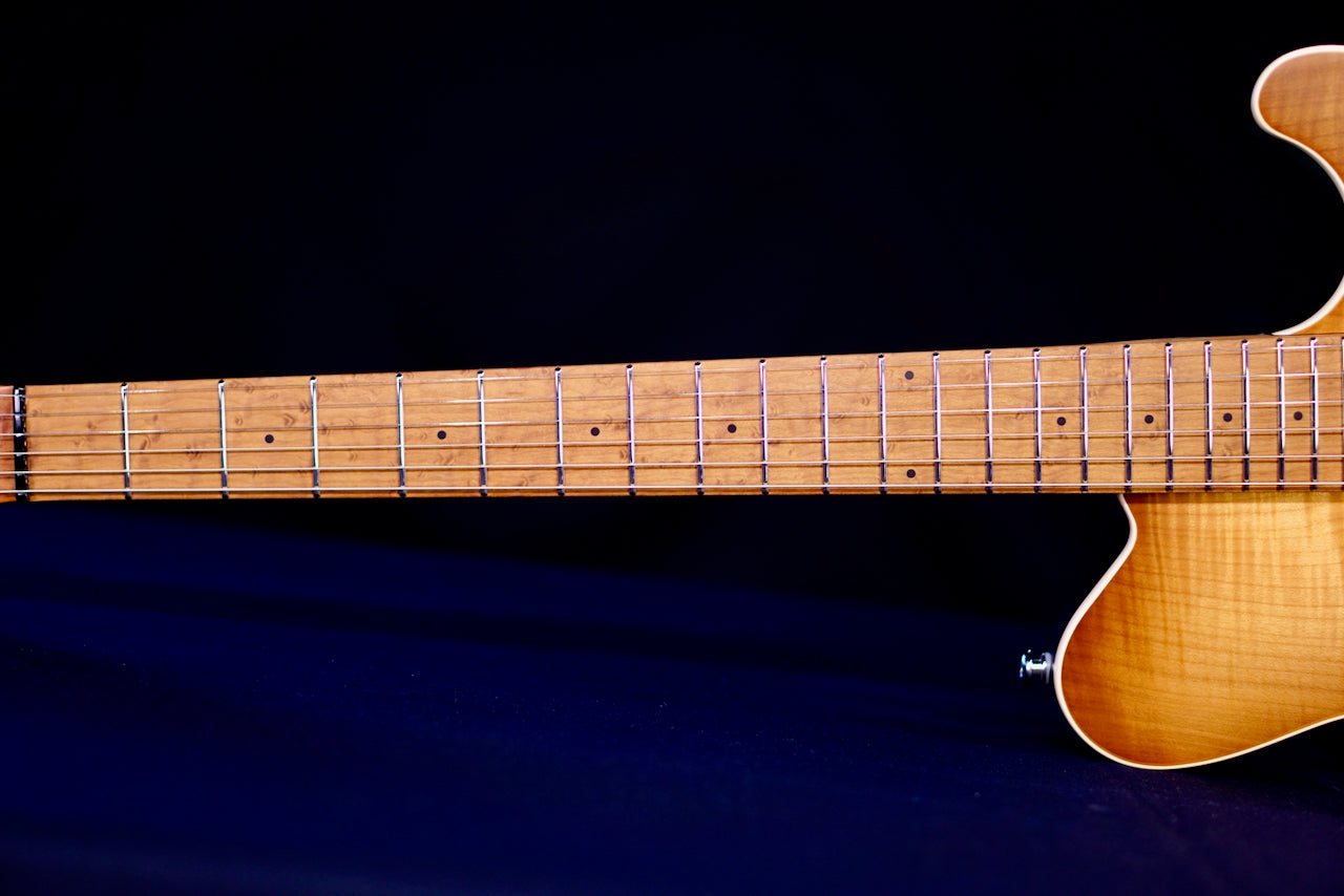 Ernie Ball Music Man Axis Super Sport  Honey Pot Flame H08932