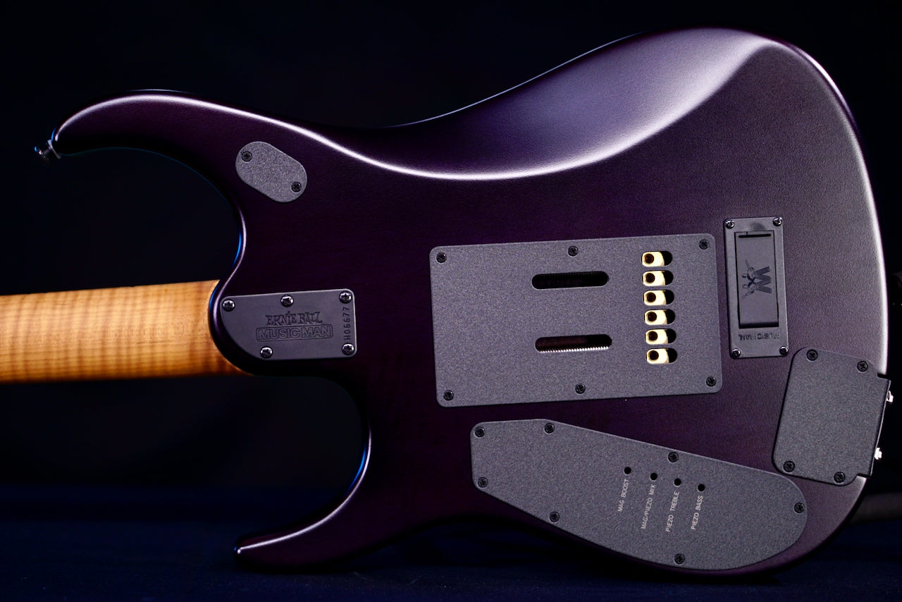 Ernie Ball Music Man JP15 Trans Black Flame H06677