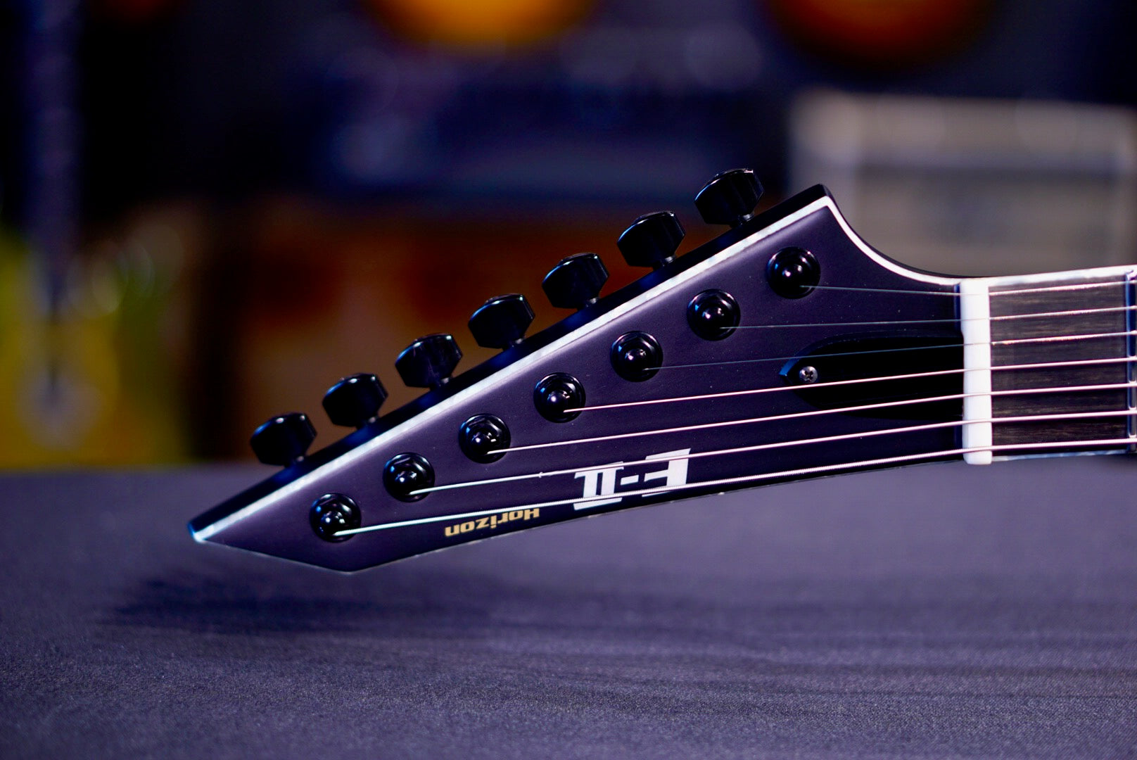ESP E-II Horizon NT-7B Hipshot Black satin ES0270263