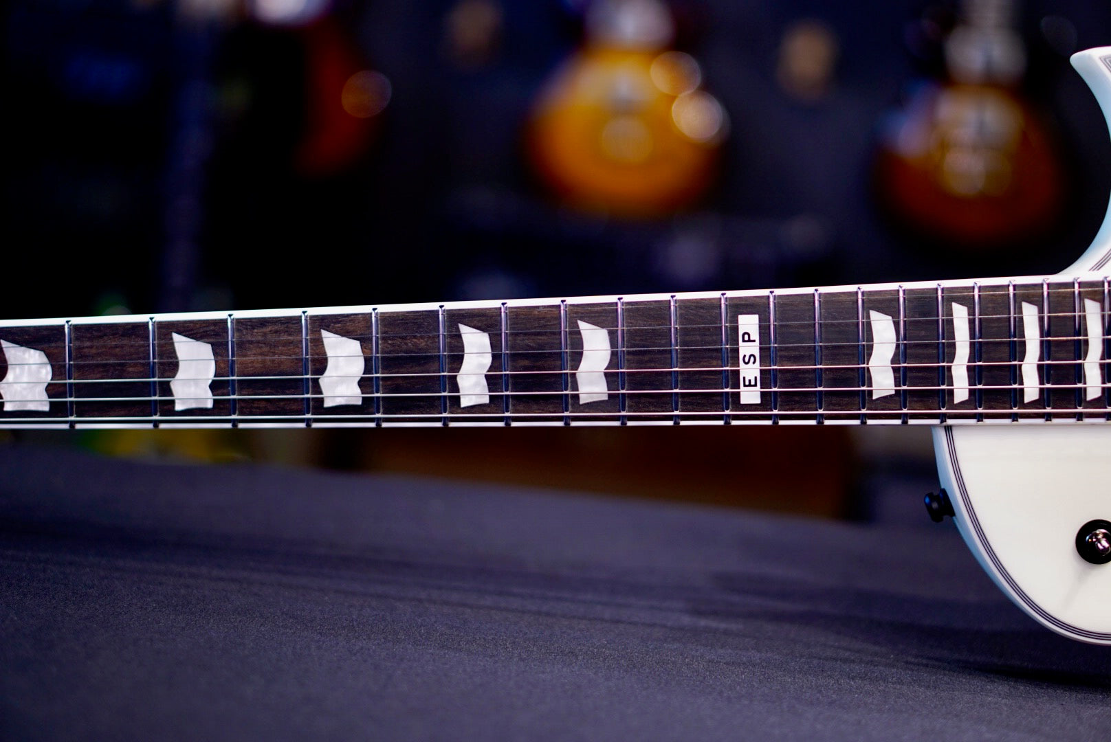 ESP E-II ECLIPSE EMG Snow White Satin ES3044253
