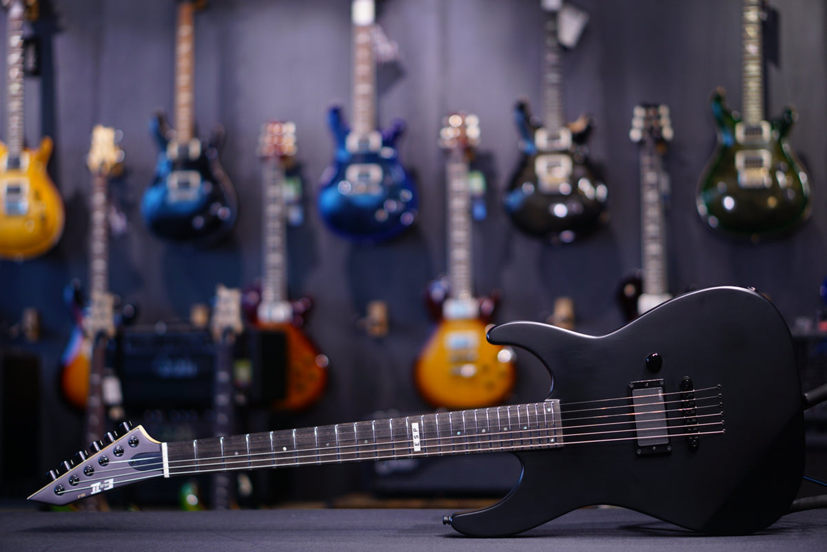ESP E-II M-I THRU NT Black Satin ES2166253