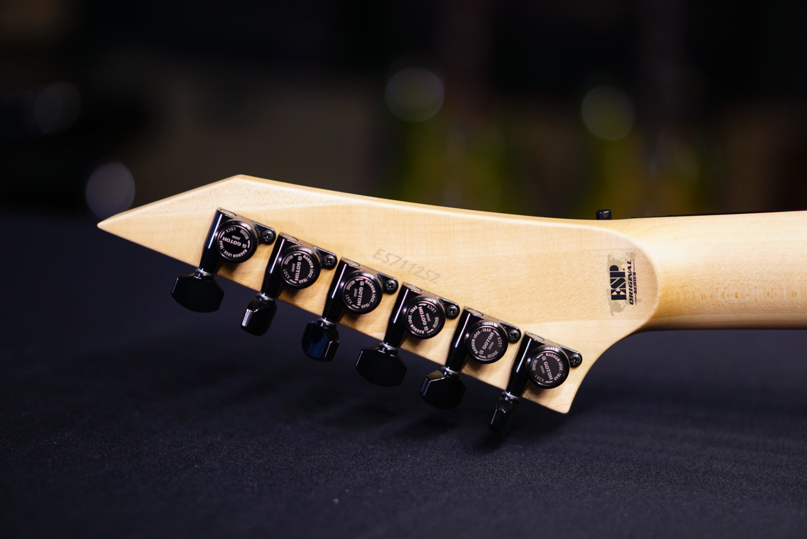 ESP Maverick Liquid Metal Lava V2 E5711252
