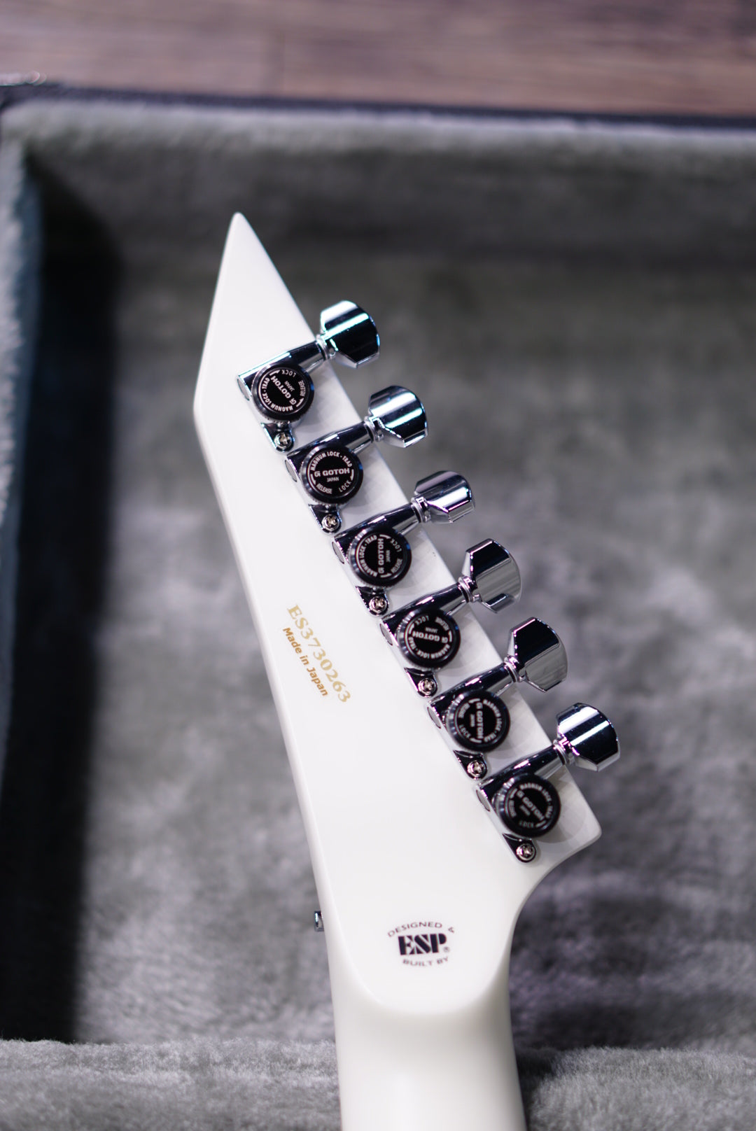 ESP E-II SV White Black Stripes ES3730263