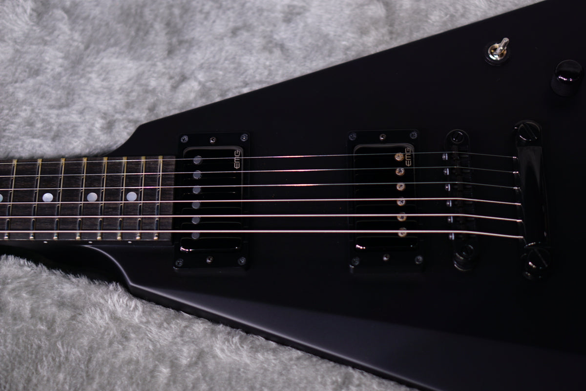 ESP Vulture James Hetfield Black Satin EJHV0241
