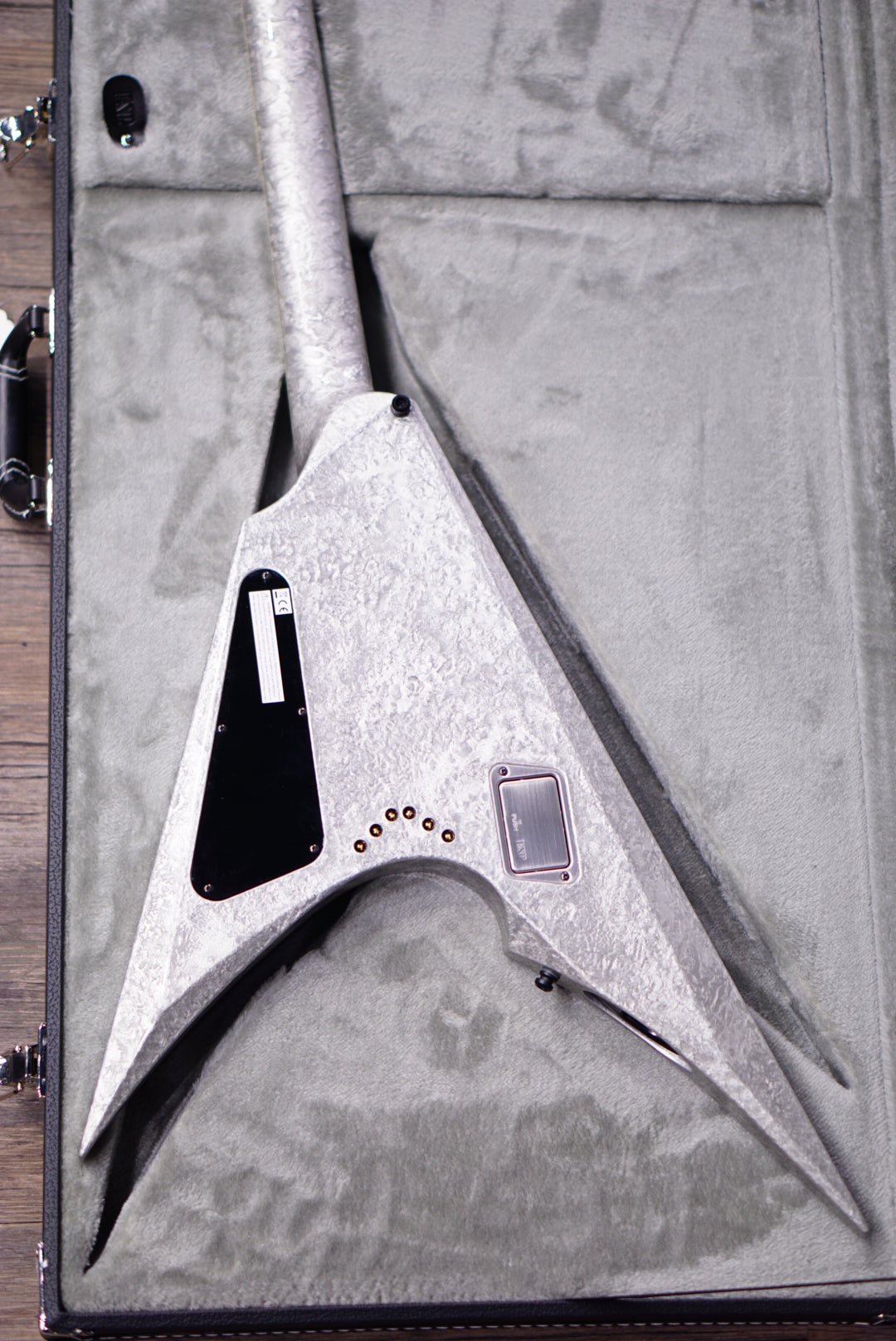 ESP Arrow NT Liquid metal silver E2000262